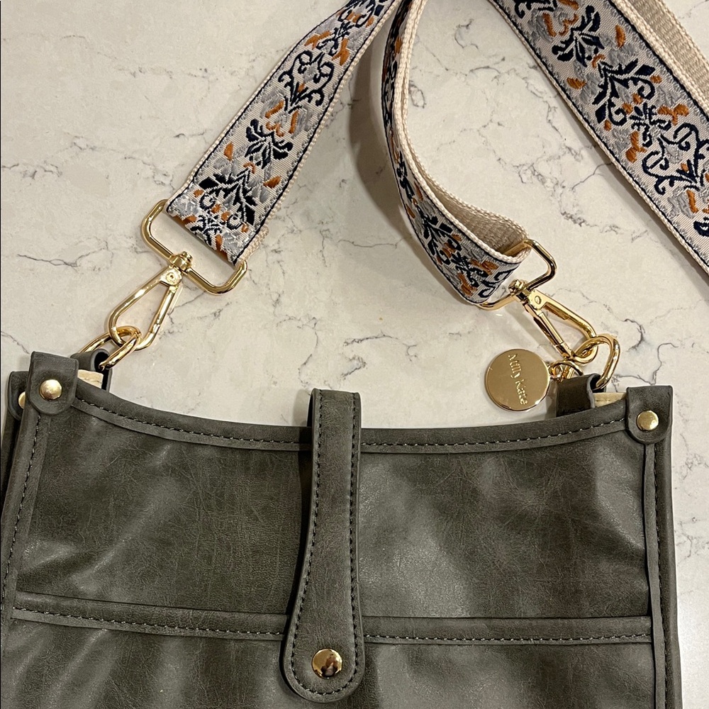 Elegant Milly Kate Gray Crossbody Bag with Patterned Strap